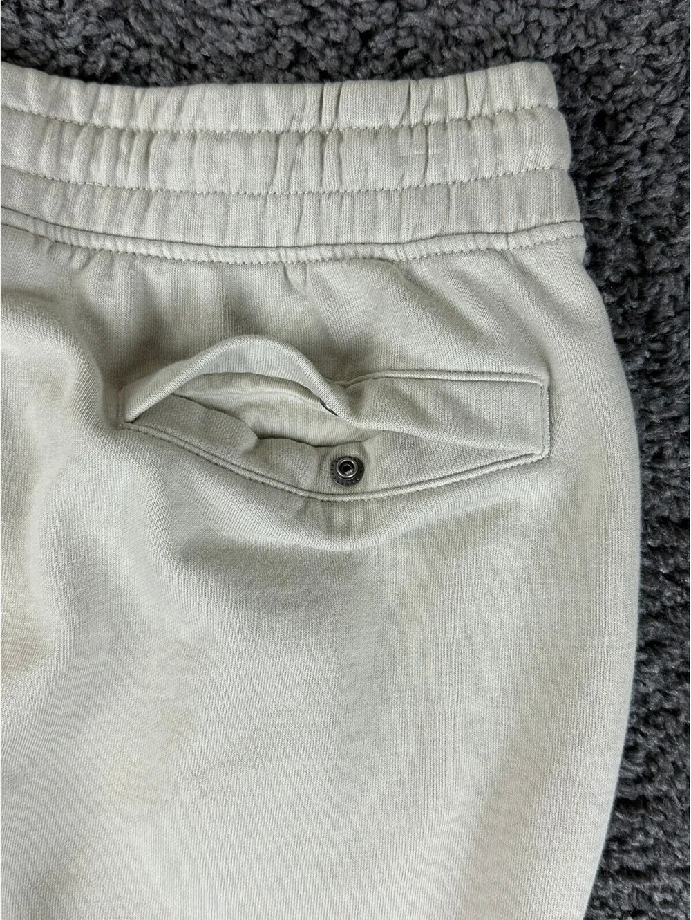 Gymshark Crest Joggers Mens Small Beige Tan Slim Fit Fleece Sweatpants Pants S